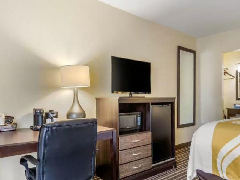 6 Charlotte, Nc - Airport South 2*