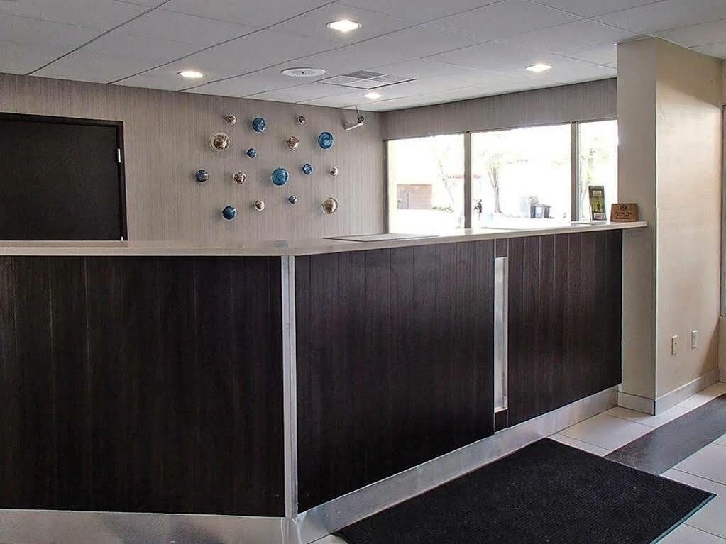 6 Charlotte, Nc - Airport South 2*